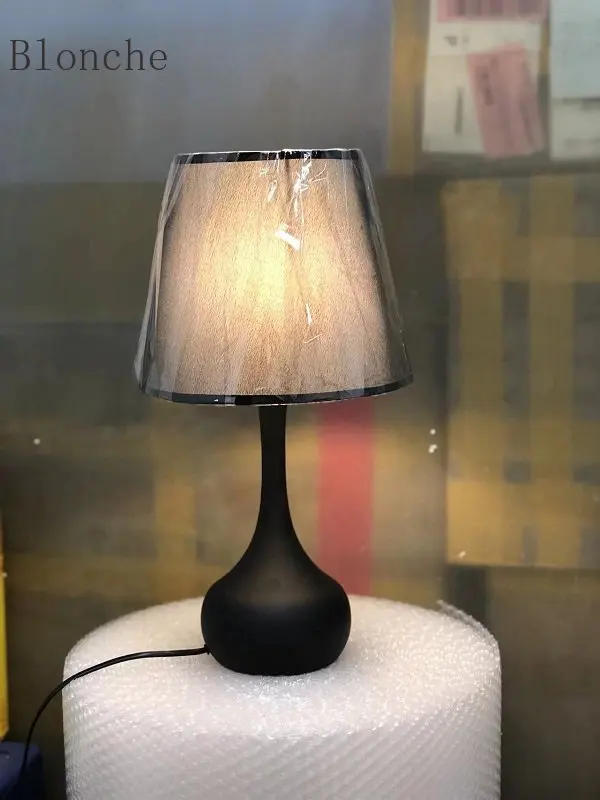 American Black Fabric Table Lamp Bedside Bedroom Desk Lamp Modern Warm Button Living Room Table Lighting Atmosphere Lamp