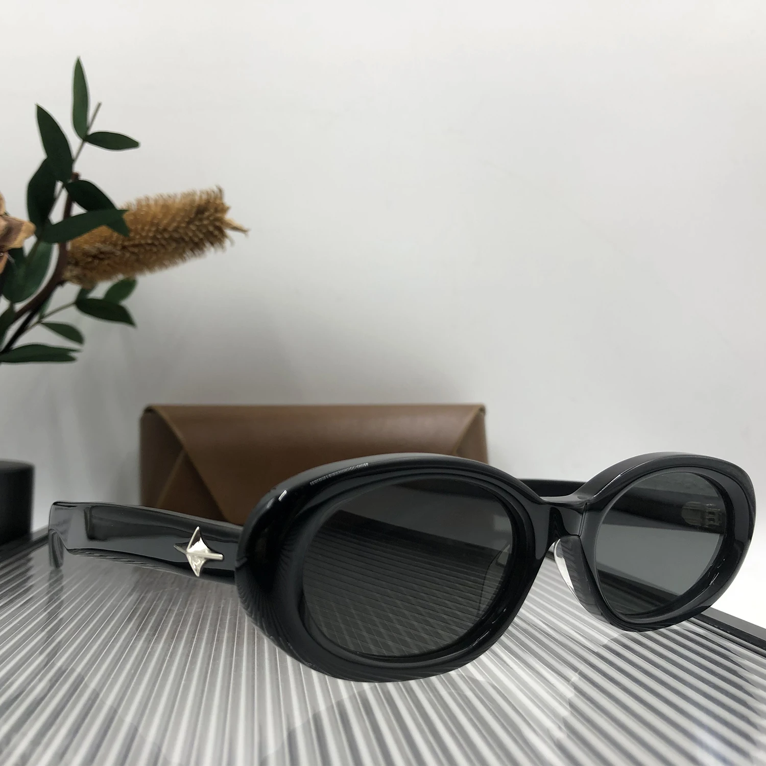 2025-new-trendy-fashion-women's-sunglasses-with-case-handmade-acetate-sunglasses-high-end-cat-eye-frame-uv400-sunglasses