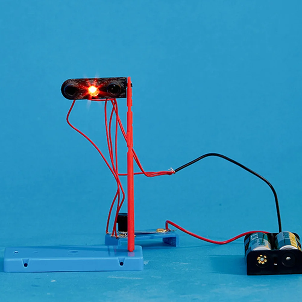 1 مجموعة 1 مجموعة أضواء المرور DIY تجميع العلوم تجربة مجموعة التعلم الكهربائية للأطفال الطلاب مجموعة البناء التعليمية