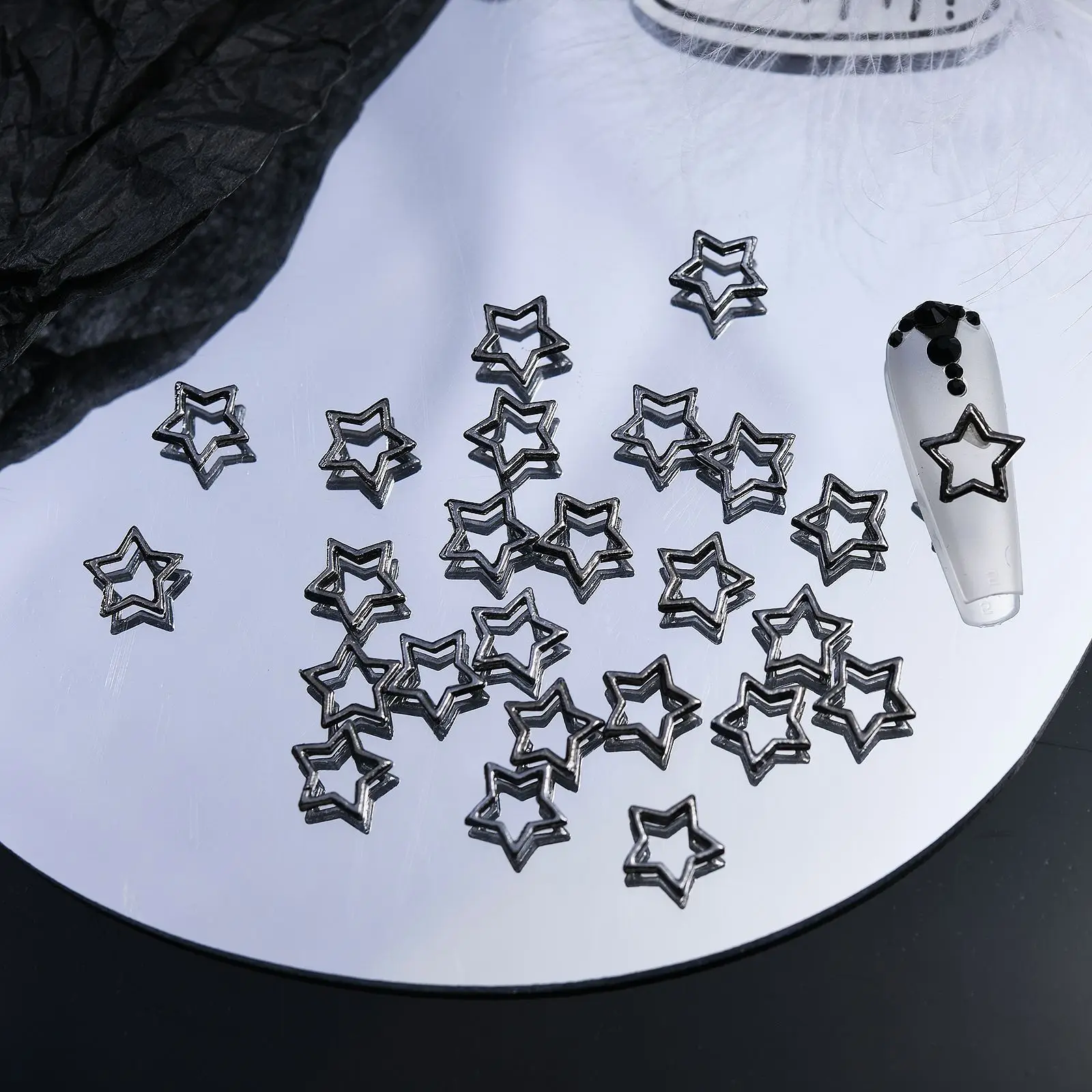 سحر مسمار نجمي معدني مجوف ، ذهبي ، فضي ، مسدس أسود ، أبيض-K اللون ، ديكور فن الأظافر ثلاثي الأبعاد ، لوازم مانيكير قديمة الصنع ، 9x9 ، 20