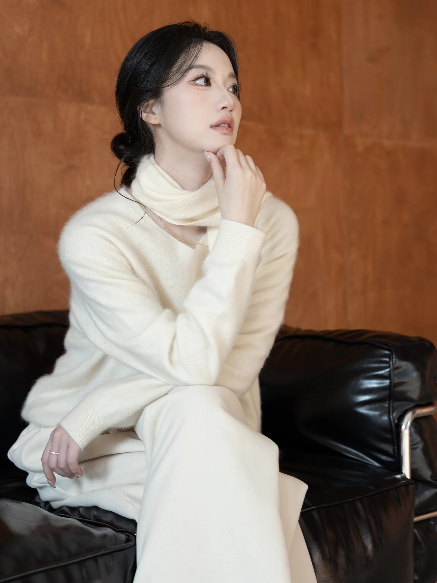 

SerioLudere Women's Wool Sweater V-Ne Loose Faionable Versatile Long Sve Mid-Length Knitwear Winter Season 2025