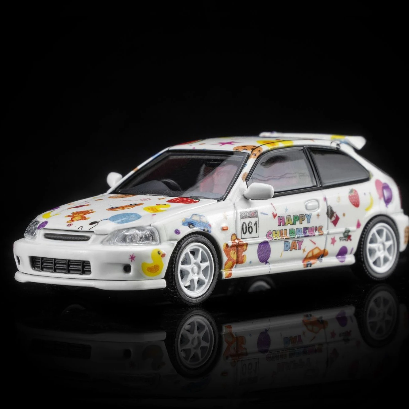 

MH 1:64 Children's Day Special: Honda Porsche RWB 993 Alloy Cast Car Alloy Model