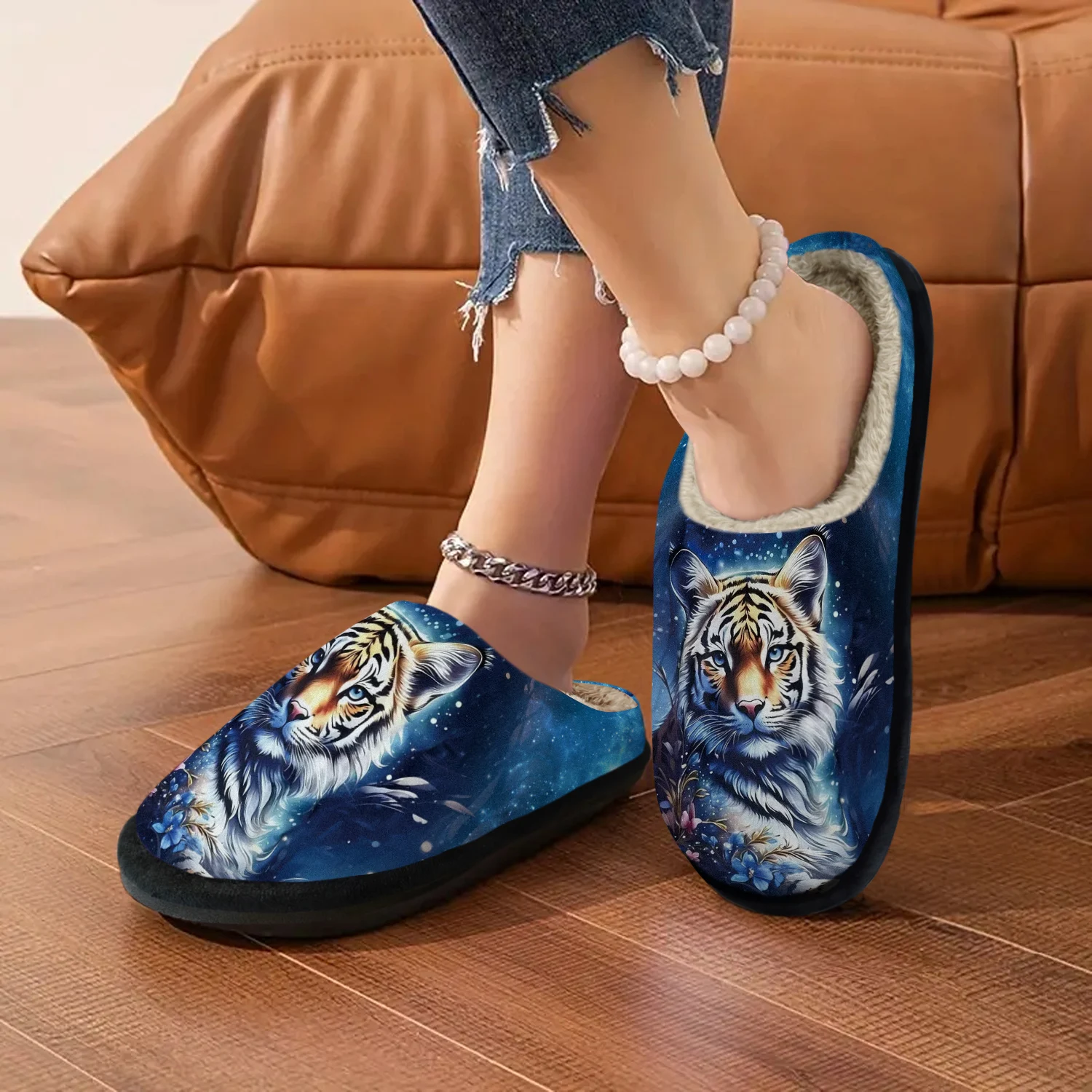 شباشب نسائية قطيفة سهلة الارتداء مع طباعة حيوانات وجه النمر - نعل مطاطي غير قابل للانزلاق، أحذية منزلية شتوية دافئة للأرضيات الباردة #5