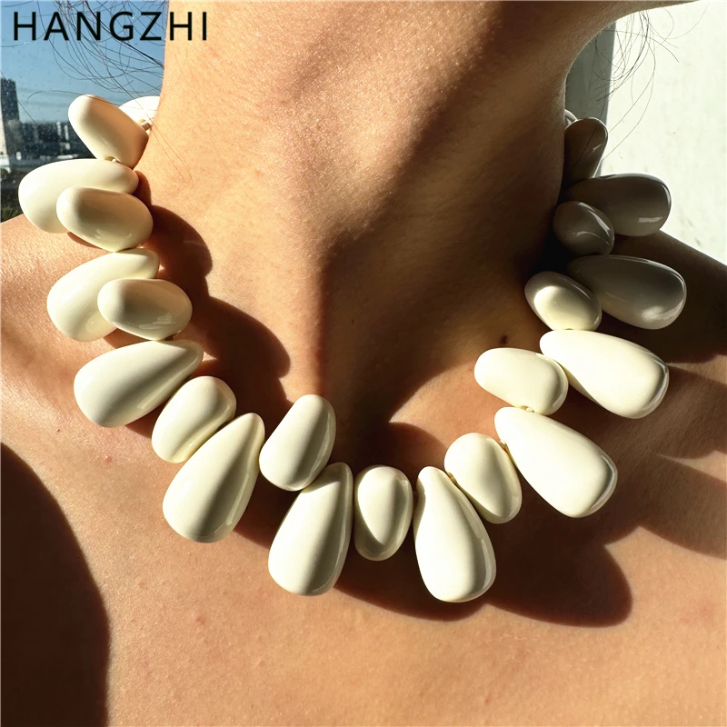 

HangZhi Bohemian Black White Water Drop Necklace Irregular Geometric Personality Party Chunky Luxury Large Jewelry 2024 New