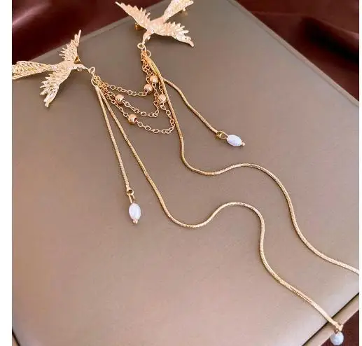 

Bird Brooch Pin Imitation Pearl Tassels Vintage Style Decorative Lapel Pin Elegant Business Formal Brooch Jewelry Fashion