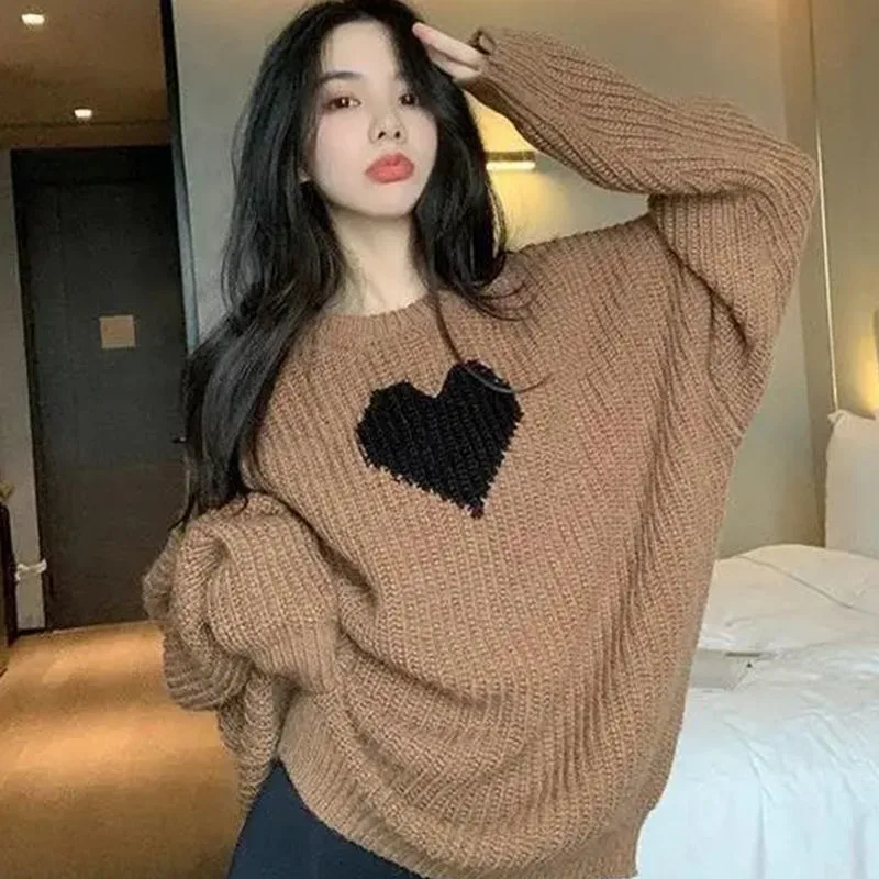 DAYIFUN Heart-shaped Color Blocked Sweater for Women Loose Round Neck Pullover Female Knitted Tops Girls' Winter Chic Clothing