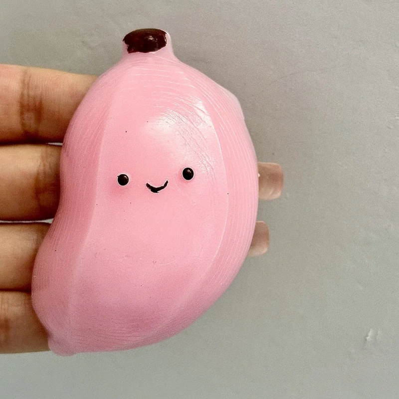 Giocattoli di banana in gomma morbida fatti a mano Giocattoli di compressione con clip per alimenti con rimbalzo lento per alleviare la pressione Giocattoli per regali di festa per bambini