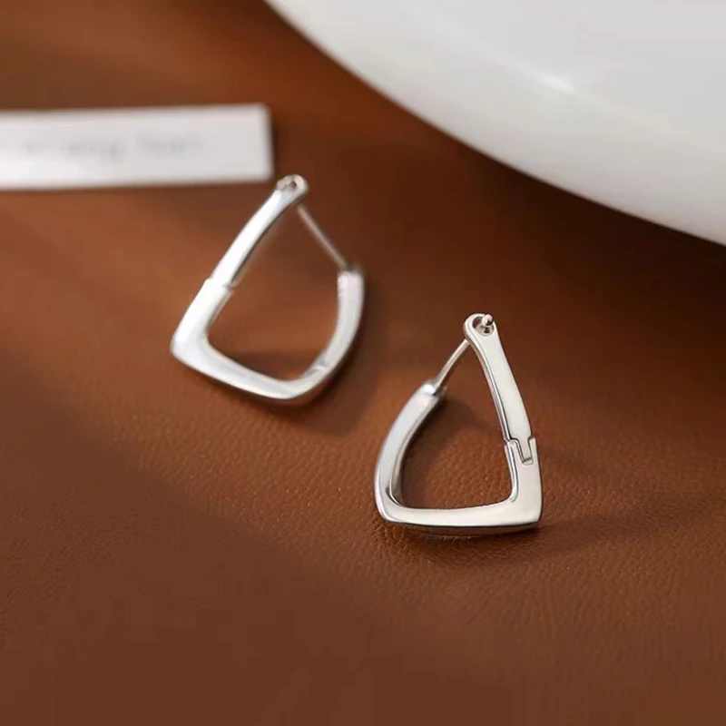 

Real 925 Sterling Silver Twisted Geometric Hoop Earrings For Women Classic Fine Jewelry Light Luxury Accessories In Summer