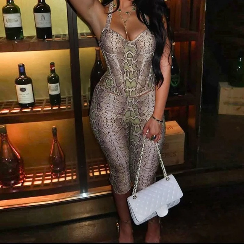 Fall New Arrival Women Snake Print Hanging Neck Sleeveless Tank Top & Slim-Fit Seven Points Pants Set Street Fashion Suit