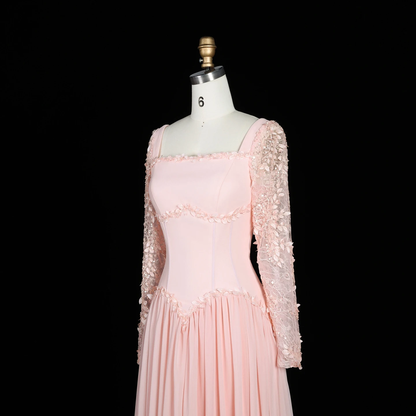 Sharon Said Luxuriöses Rosa A-Linien-Abendkleid mit Langen Ärmeln, Blumenverzierungen, Quadratischem Ausschnitt, Chiffon, Formelles Partykleid SF239 Maßanfertigung – Detail 10
