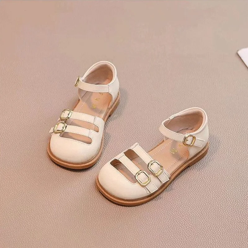 New 2024 Summer Sandals Girls Soft Non-slip Princess Shoes Kids Leather Cuts-out Children Closed Toe Soft Fashion Toddler Shoes