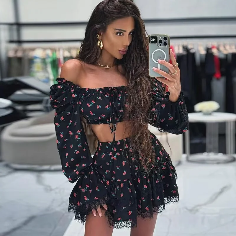 

Printed Lace Trim ter irt Skirt Set Long Sve Women's Faion Ensemble Summer Collection Two-Piece Suit Casual Wear