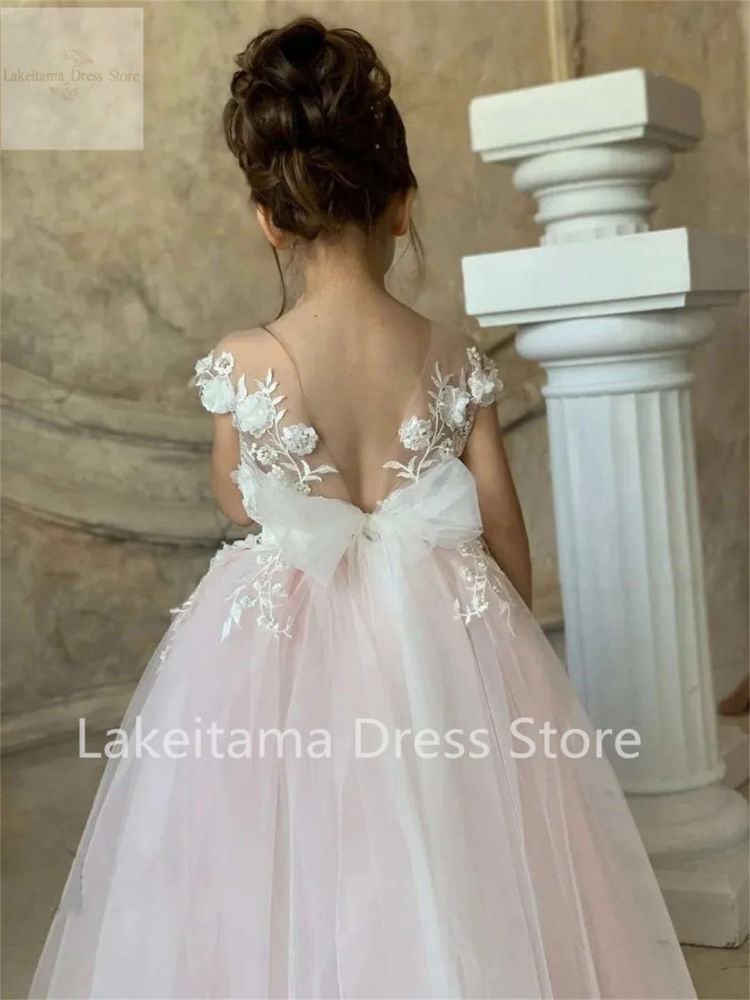 Robe de demoiselle d'honneur en tulle rose, col nude, dentelle de balayage au sol, appliques de fleurs, mariage mignon, mariage, anniversaire, convocation