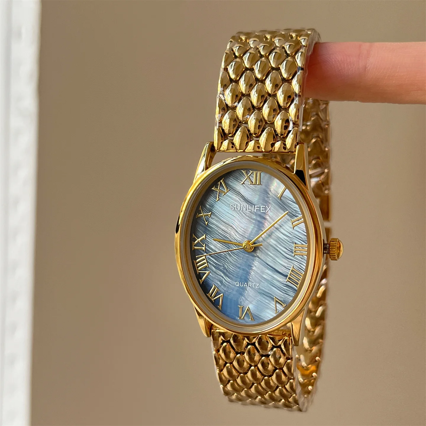 SUNLIFEX Oval Shell Dial Women's Watch Vintage Gold Bracelet Quartz Watch for Women Steel Strap Wristwatches Clock Reloj Mujer