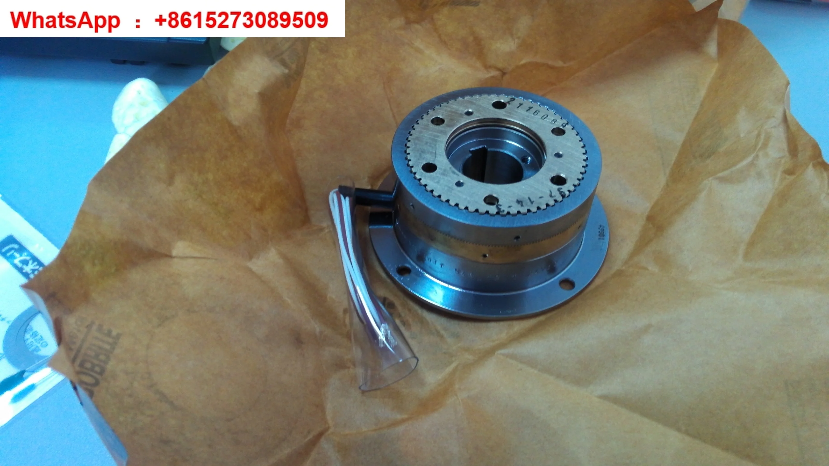 

Японская электромагнитная муфта 546-25-34-NF шинная механическая муфта