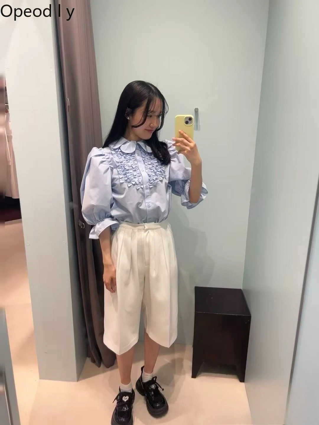 

Japanese Sweet Flower Collar Pleated Fungus Edge Shirt Cute Girl Bubble Short Sleeve Temperament White and Blue Shirt Top