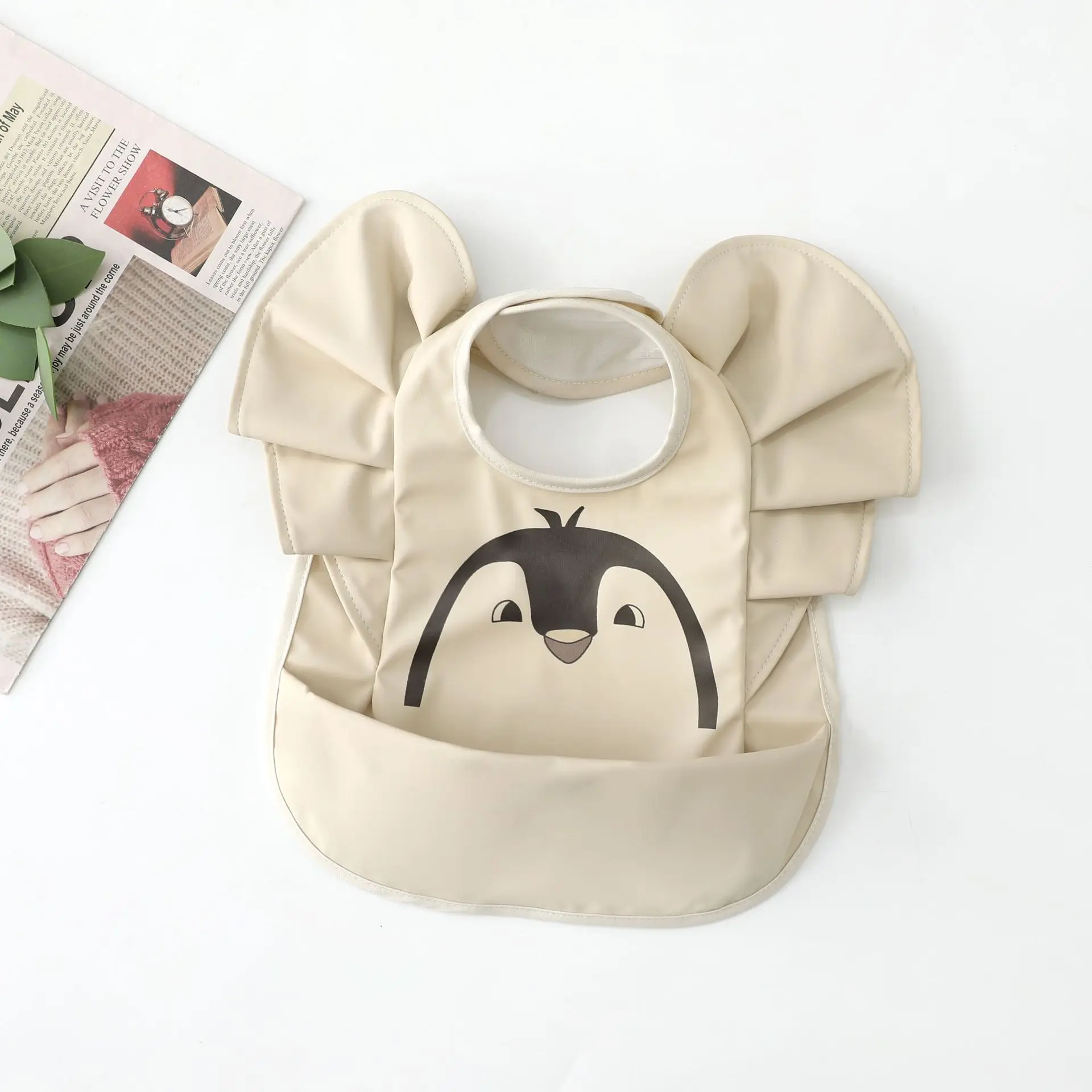 Baby Saliva Towel Waterproof Infant Bibs Kids Feeding Eating Apron Boys Girls Ruffle Towel Toddler Newborn Cartoon Burp Cloths