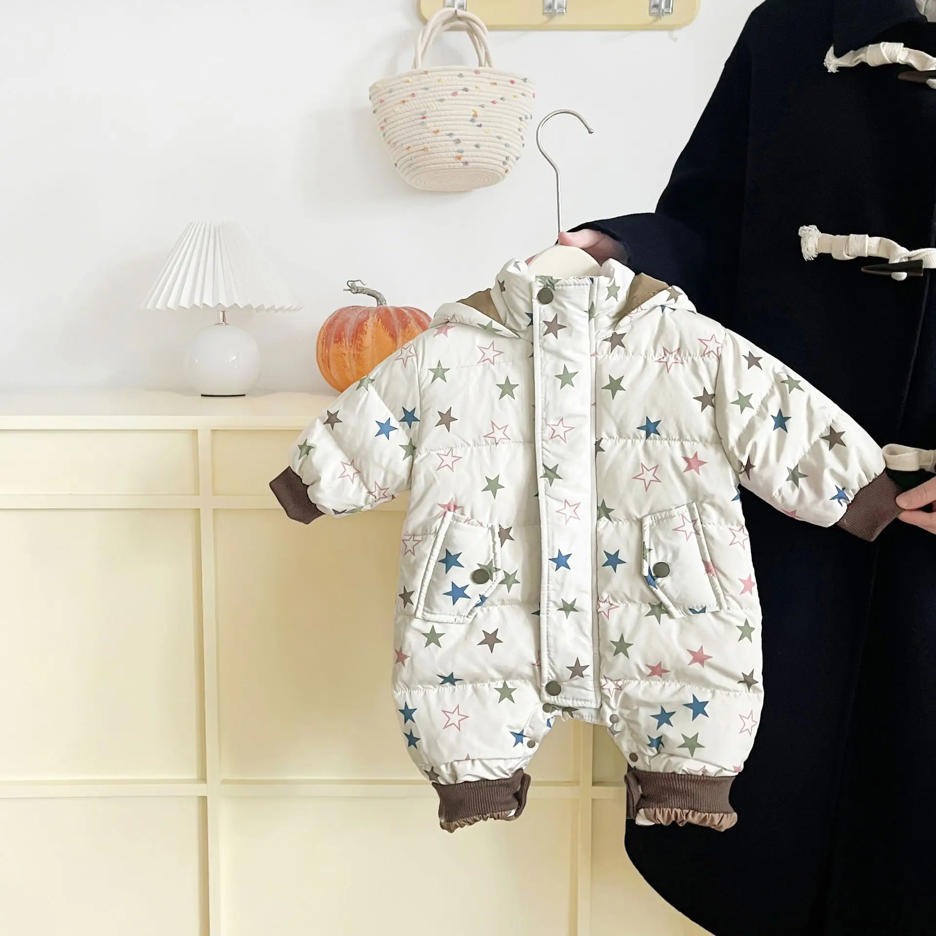 Fashion Star Print Baby Down Jacket Bodysuits Winter Jumpsuit Cute Baby Girl Cute Star Print Thick Hoodie Climbing Suit Rompers