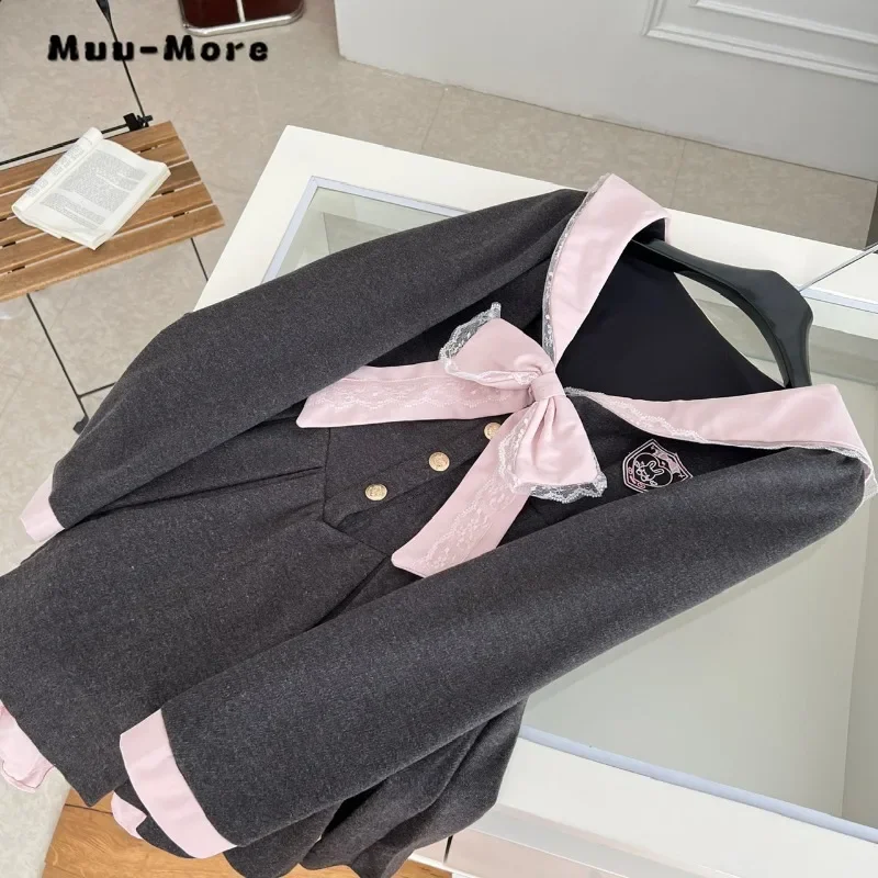 Preppy نمط الحلو كم طويل القوس سليم صالح فساتين متوسطة الطول 2025 الشتاء المرأة أنيقة عادية الخامس الرقبة ألف خط الدانتيل المرقعة فستان