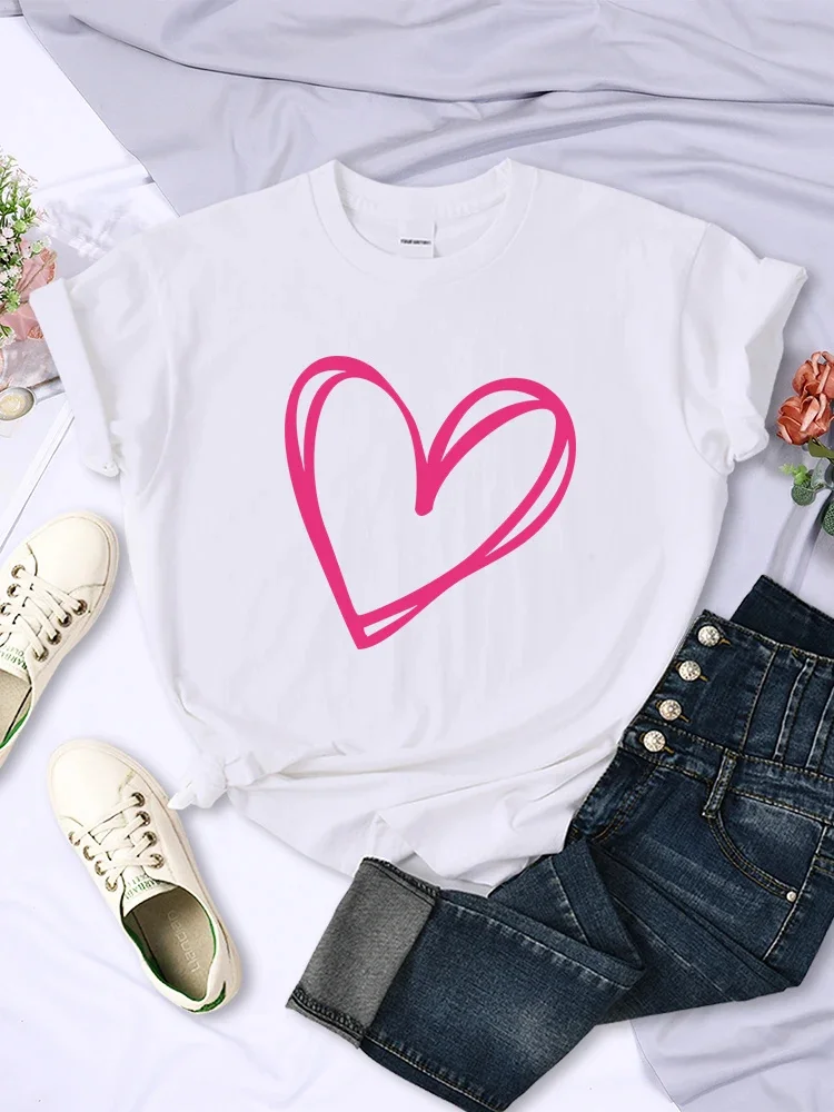 Camiseta estampada de coração rosa feminina, tamanho grande, manga curta, gola O, roupa casual, personalidade, toda matemática, tops criativos