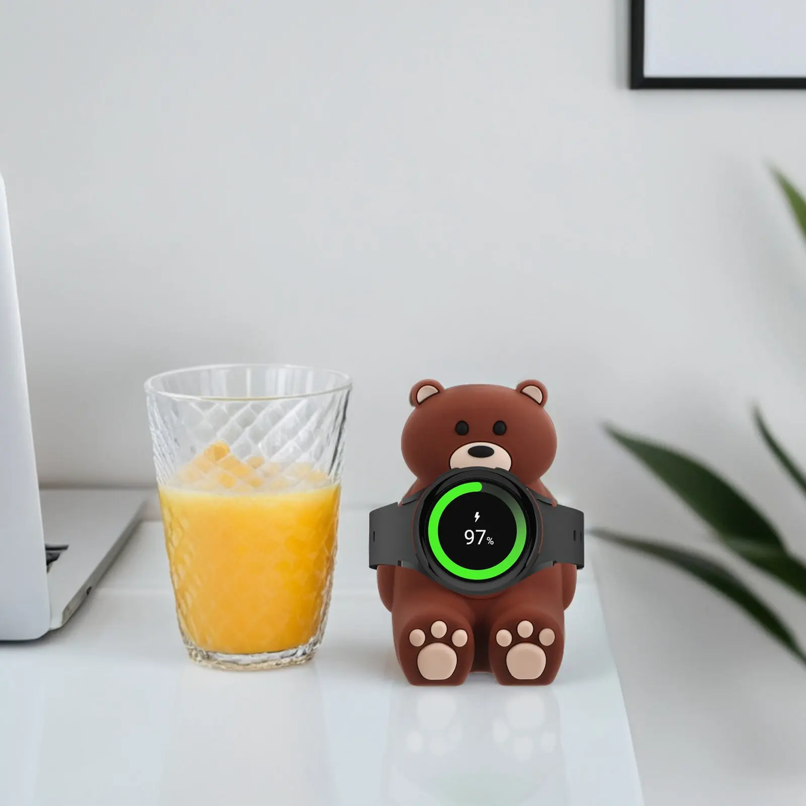 

Bear-Shaped Silicone Watch Charging Stand Holder for Smartwatch Vertical Desktop Tabletop Use Quick Stable Charging Dock Display