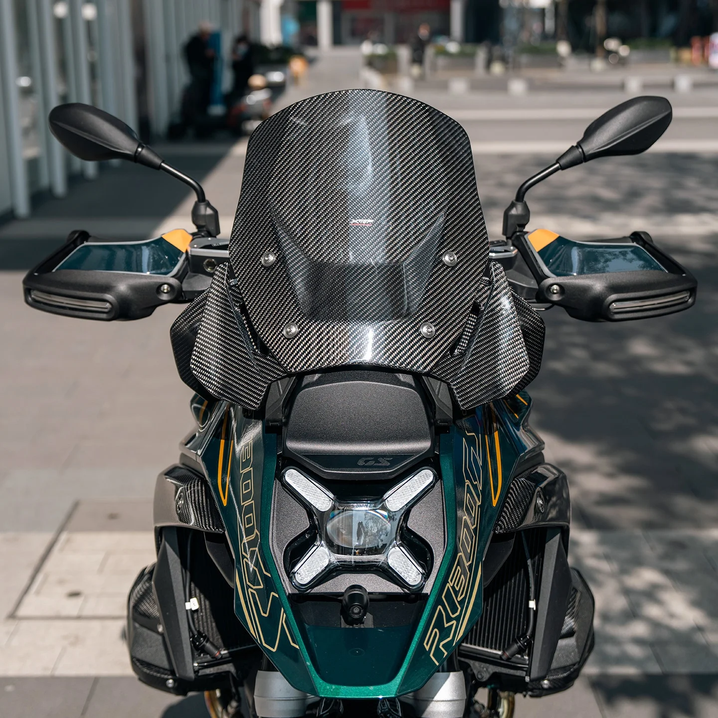 

For BMW R1300GSADV Carbon Fiber Body Decorative Cover Water Bird Engine Diagonal Pattern Decoration