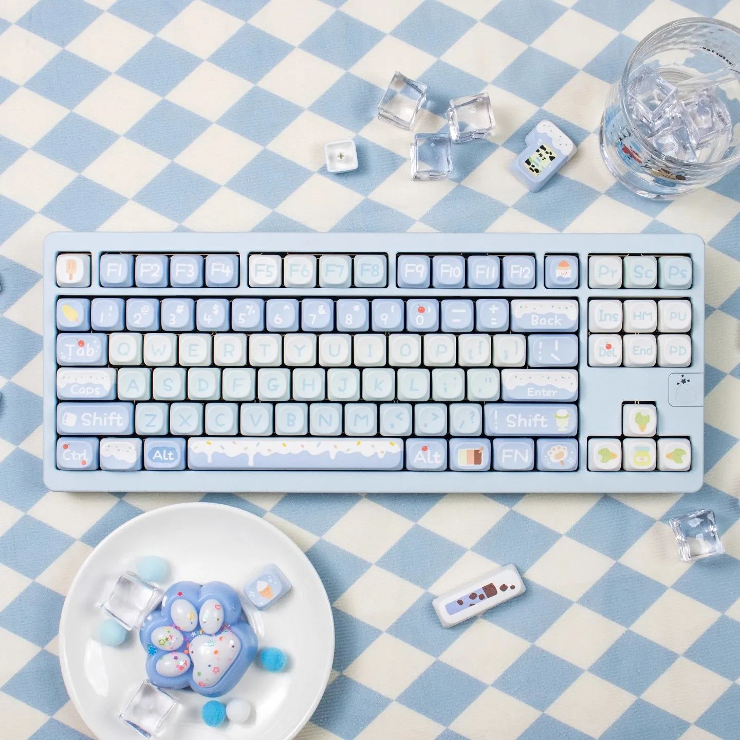 

Iced-Cream Dye Sublimation PBT Keycaps 140 Keys MOA Profile Keyboard Keycaps for Cherry Gateron MX Switches Mechanical Keyboards