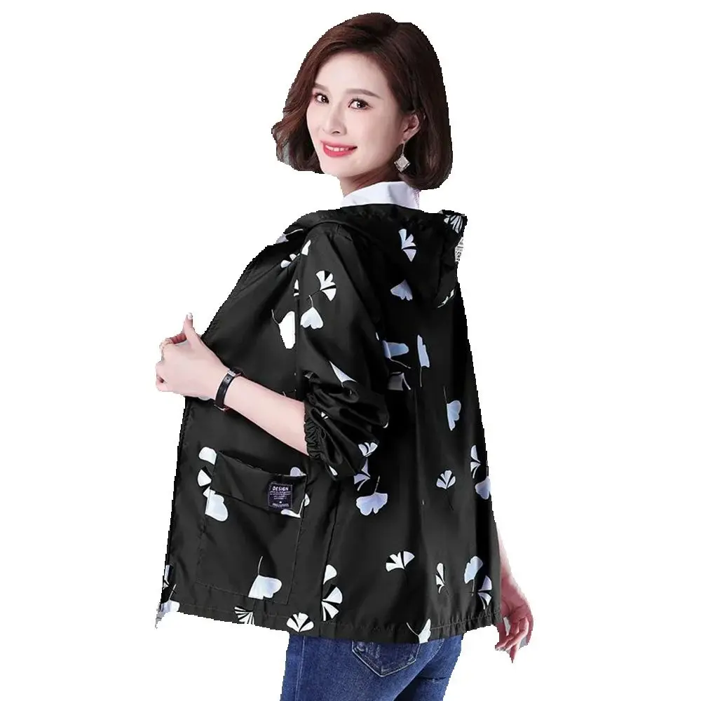 

Ladies' New Hooded Coat 2024 Spring And Autumn Fashion Middle-aged Mother's Printed Long-sleeved Loose Slim Casual Trench Coat .