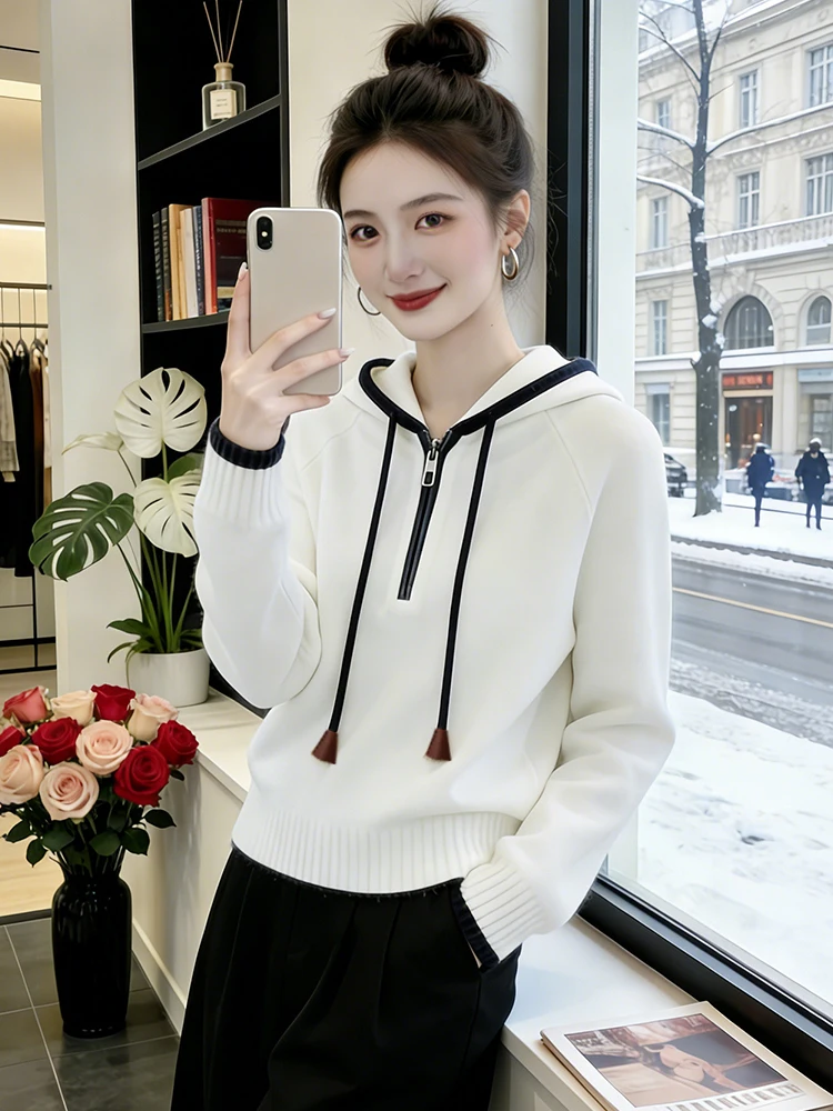

Women's Knitted Sweater Hooded Half Zipper Drawstring 2026 Spring Commute Style Mid-Thickened Breathable Regular Length