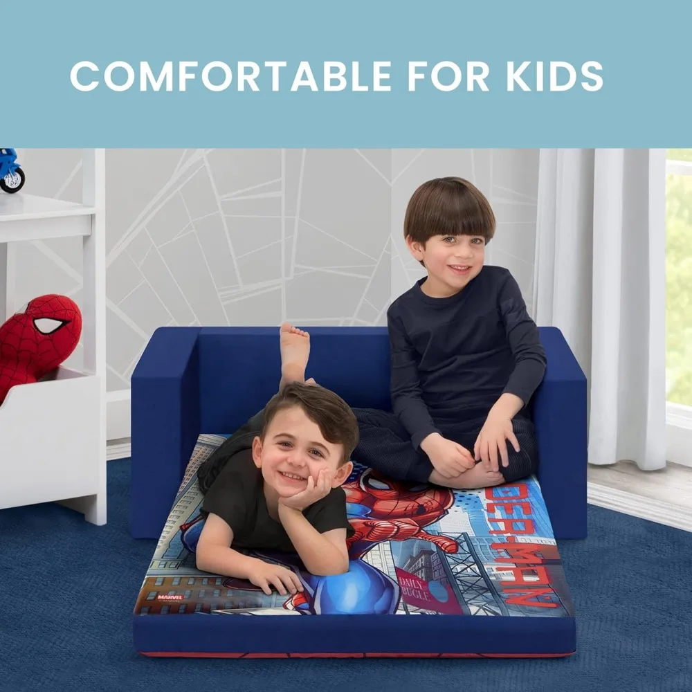 Sofá infantil com tema Spider-Man