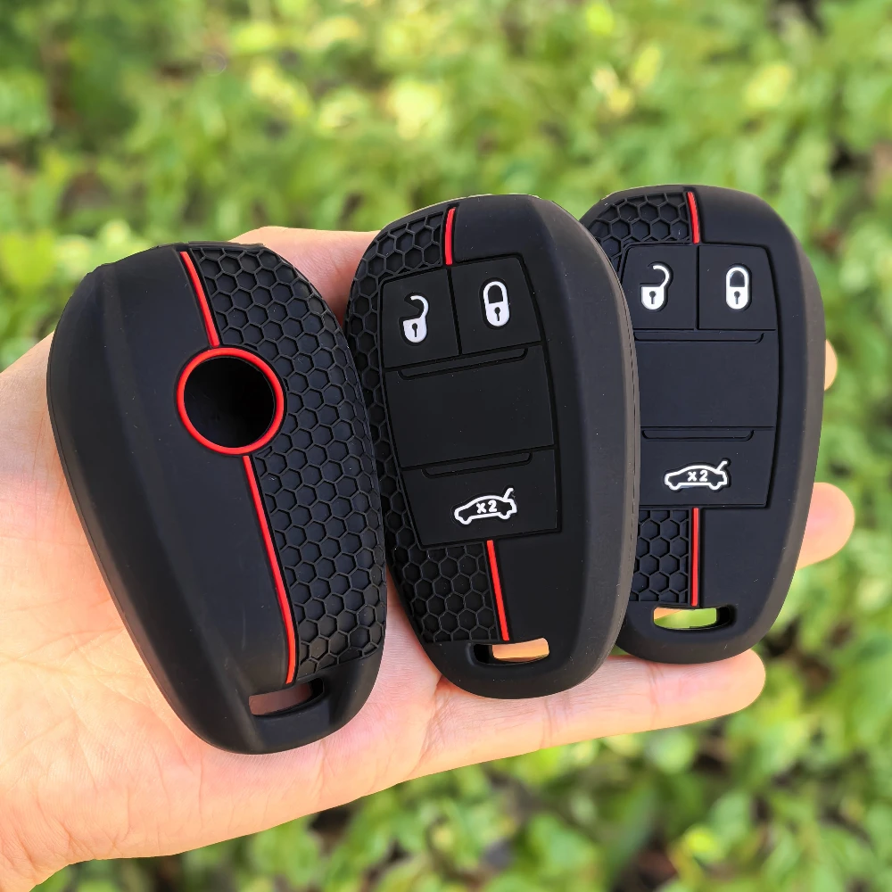 3 Button Silicone Car Key Case Cover for Alfa Romeo Stelvio Giulia 2017 2018 Remote Fob Shell Skin Key Protector Accessories