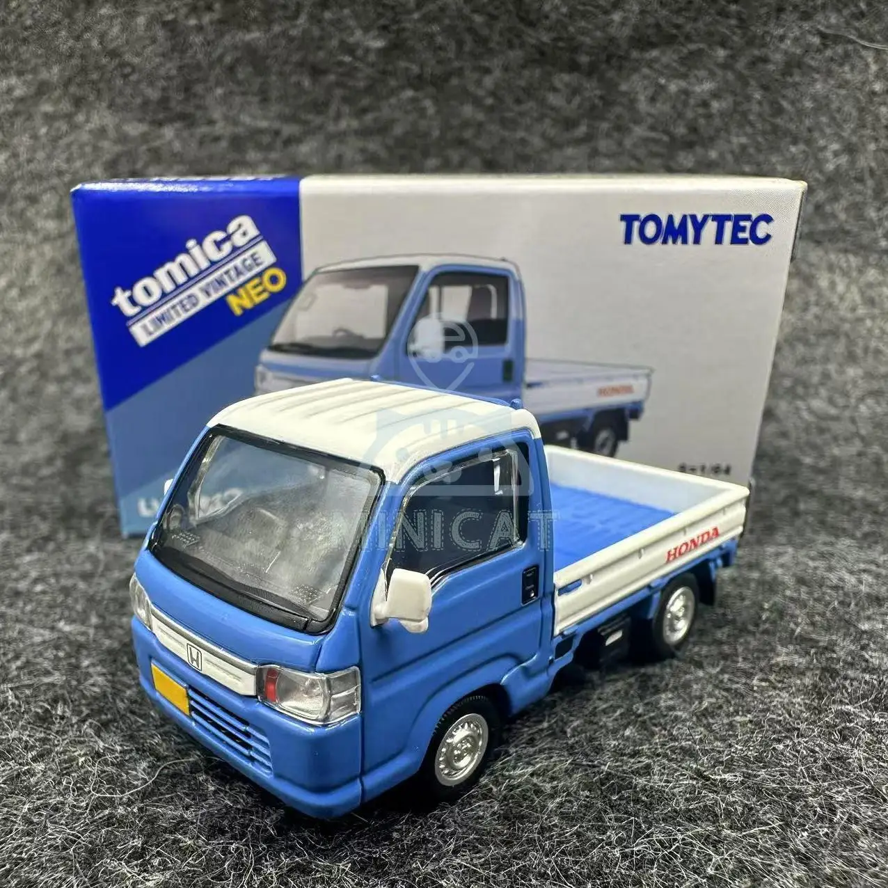 TOMYTEC 1/64 TLV LV-N329a ACTY minivan Water blue alloy trolley model collection decoration