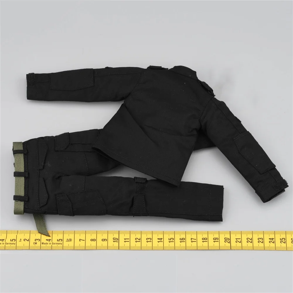 Easy & Simple ES 26067R Il Russo Action Figure Unità Abito Nero Uniforme Magliette e camicette Pantalone Cintura Giocattoli Modello Per 12 "DAM COO FAI DA TE 1/6