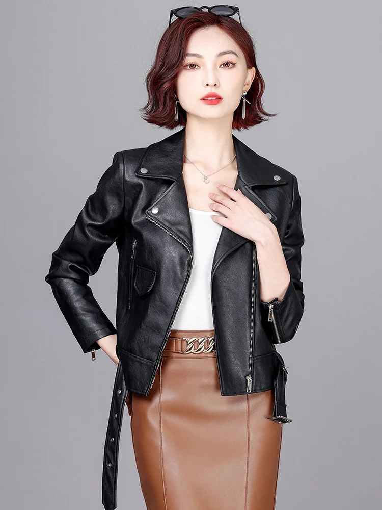 Nuevo Mujeres Chaqueta de cuero Moto Primavera Otoño Moda Cool Biker Estilo Traje Cuello Corto Piel de oveja Abrigo Delgado Cuero partido Chaqueta