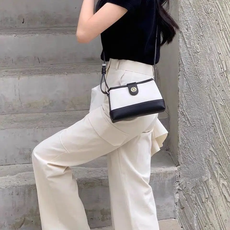 

High Quali Canvas Korean Sle Leather Crossbody Single oulder Bag for Women Casual Zipper Closure Soft Square ape