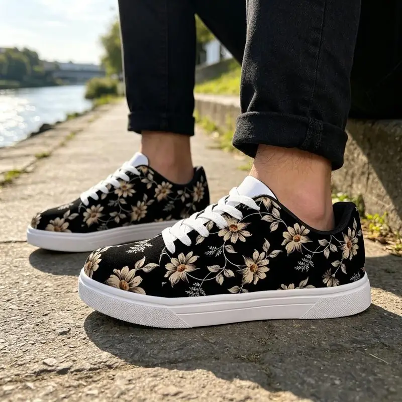 Chaussures de course sur route pour femmes et hommes, baskets blanches à imprimé floral, design symétrique élégant, adaptées au sport et à un usage quotidien, S