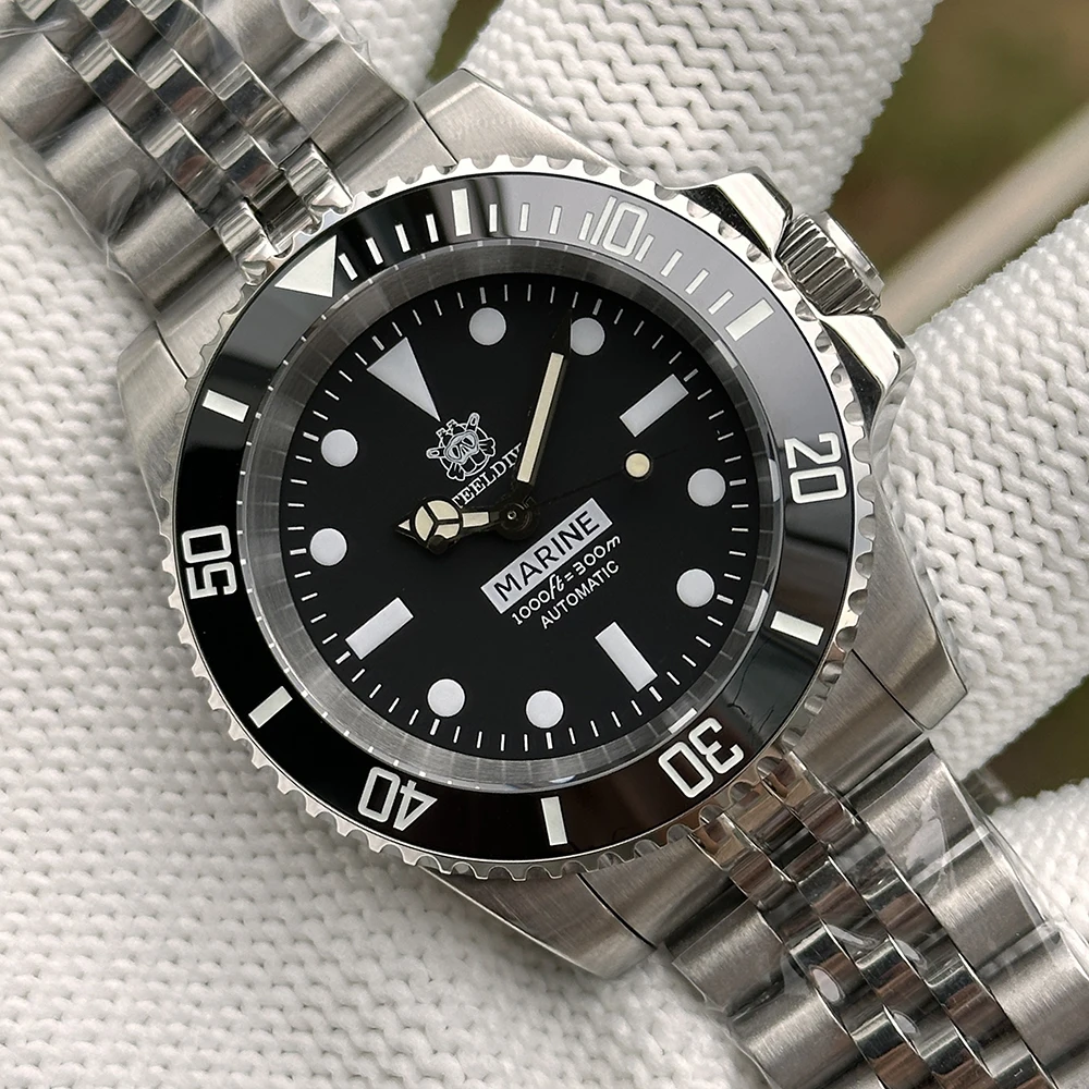 STEELDIVE SD1954 قرص أسود 41 مللي متر من الفولاذ المقاوم للصدأ NH35 حركة أوتوماتيكية ما شبح رجالي 300 متر ساعة غوص Reloj زجاج الياقوت
