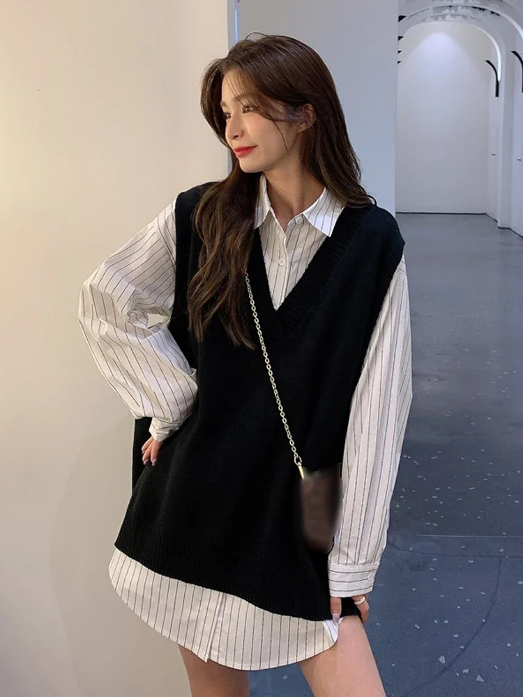 

Saliency Clothing Women 2020 Autumn and Winter Korean Fashion Loose Black Knitted Vest Striped White Shirt Two Piece Set Women