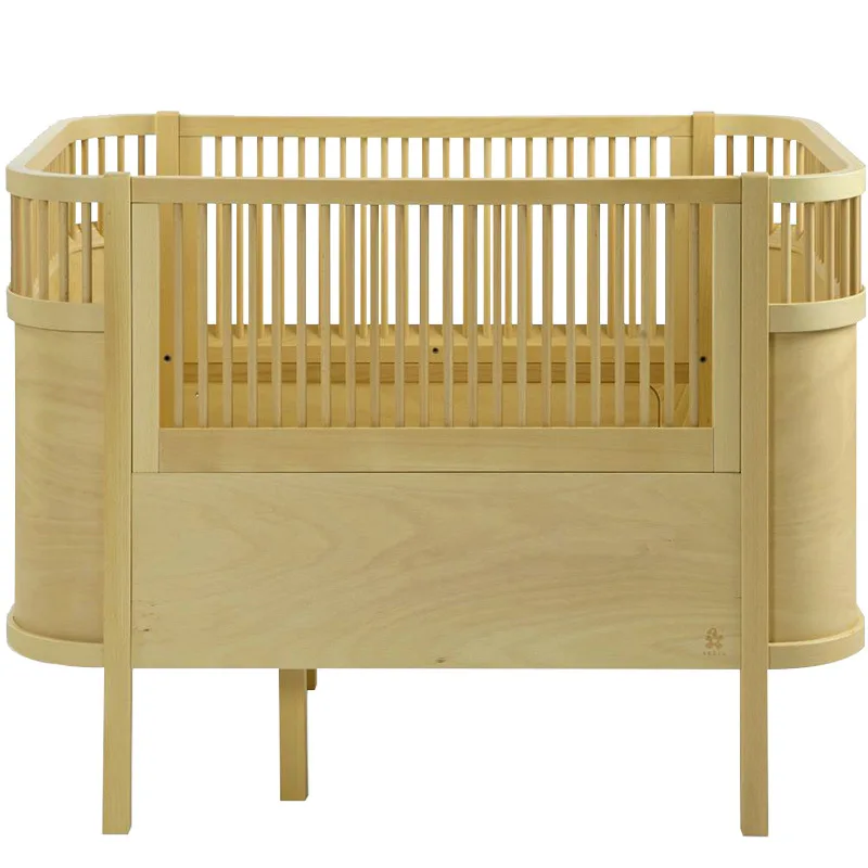 Simple crib, multi-functional solid wood cradle for newborn