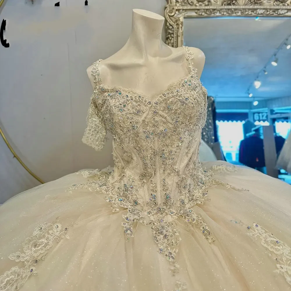 Angelsbridep-vestido De baile champán claro para quinceañera, dulce 16, correa De espagueti, cuentas De cristal, 15 Años, 2024