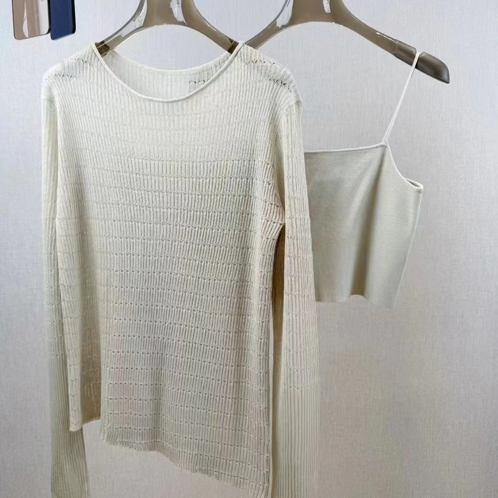 【Regalo gratuito】2025 Autunno Nuovo set top in maglia sottile ed mini canotta da donna con texture semitrasparente