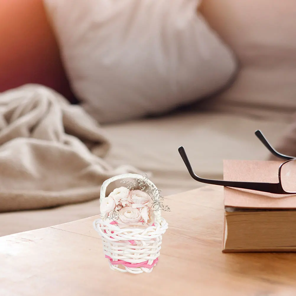 15 szt. Mini Koszyki z Rattanu, Przenośne, Plecione, Pojemniki na Cukierki, Ręcznie Robione, Rustykalne Dekoracje, Małe Koszyki na Kwiaty na Biurko, Mini Koszyki Plecione