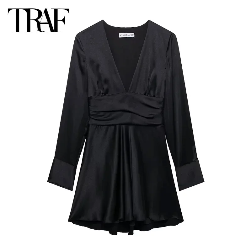 TRAF Women\'s Short Dresses Pleated Mini Dresses 2024 Summer Autumn Elegant Ladies Fashion Casual Long Sleeve Silver Black Dress