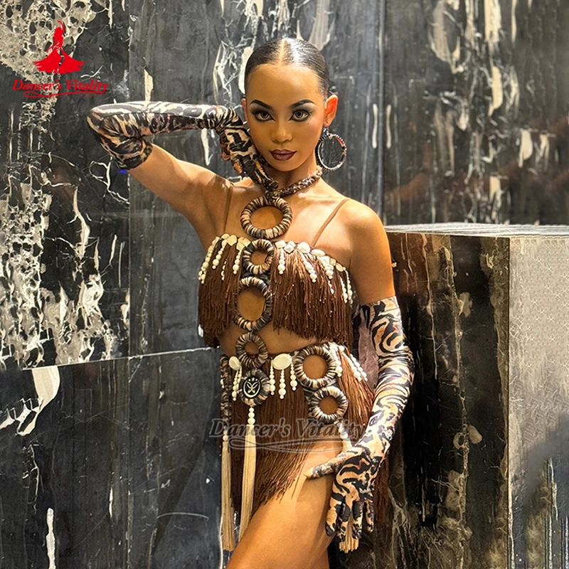 ラテンダンスワイルドでセクシーなヒョウ柄スリングタッセルドレス大人&ティーンエイジャーチャチャサンバコンテスト服カスタムダンサーの活力