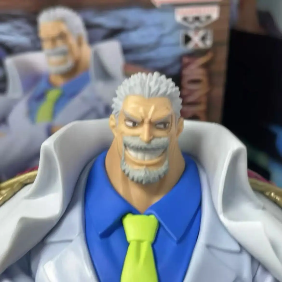 

[In Stock] Bandai Original BANPRESTO Anime ONE PIECE DXF Monkey D Garp Action Model Anime Collectibles Toy Figures Gift Hobby