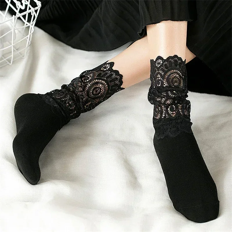 Sexy Lace Floral Mesh Socks Women Black Transparent Short Cotton Sock For Ladies Elastic Retro Cute Socks Female New 2022