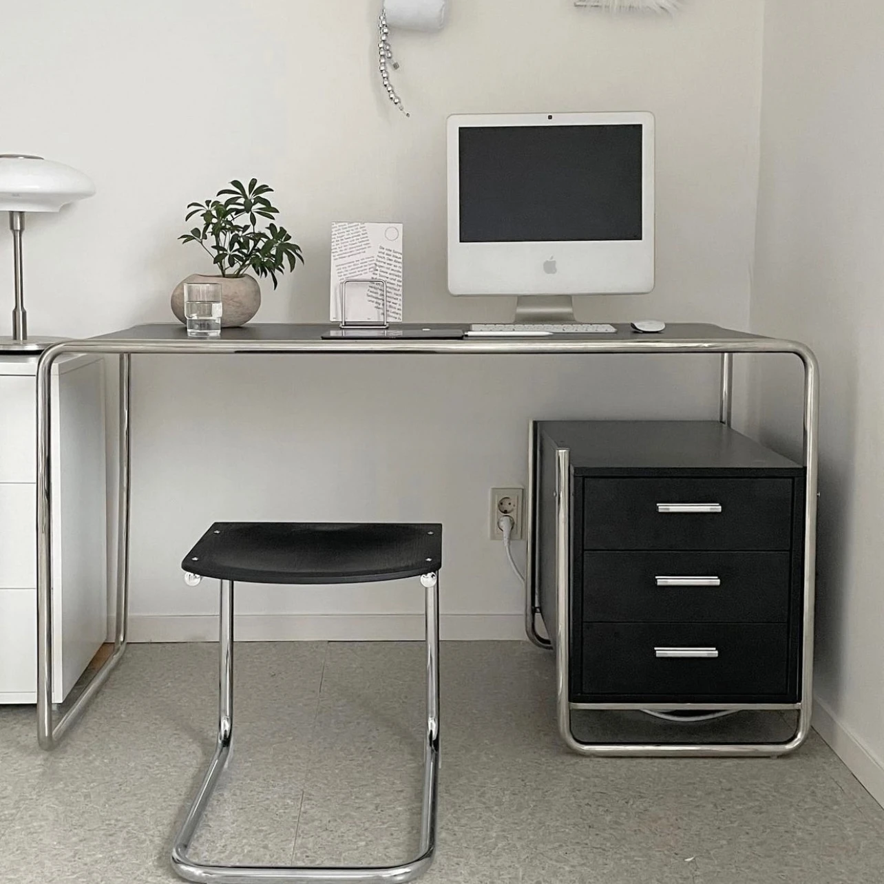 Wind stainless steel office desk with drawers for storage, computer  , work board