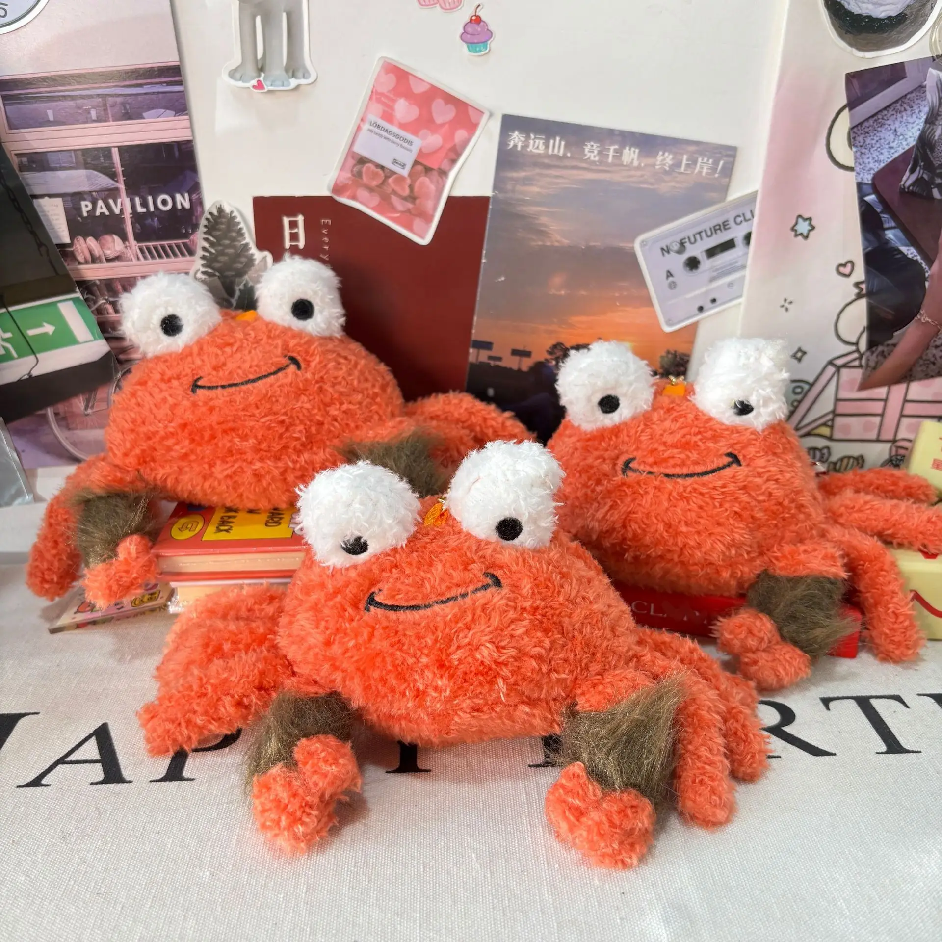 Cute Funny Big Eye Crab Plush Doll Keychain Creative Bag Hanging Decor Lifelike Plush Crab Marine Animal Dolls Keychain Gift
