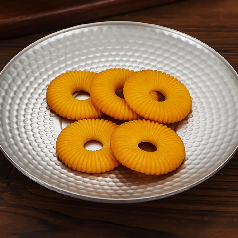 

Retro Hammered Stainless Steel Plate Vintage Dinner Tray For Fruit Dessert Camping Tableware Metal Serving Platter Kitchen