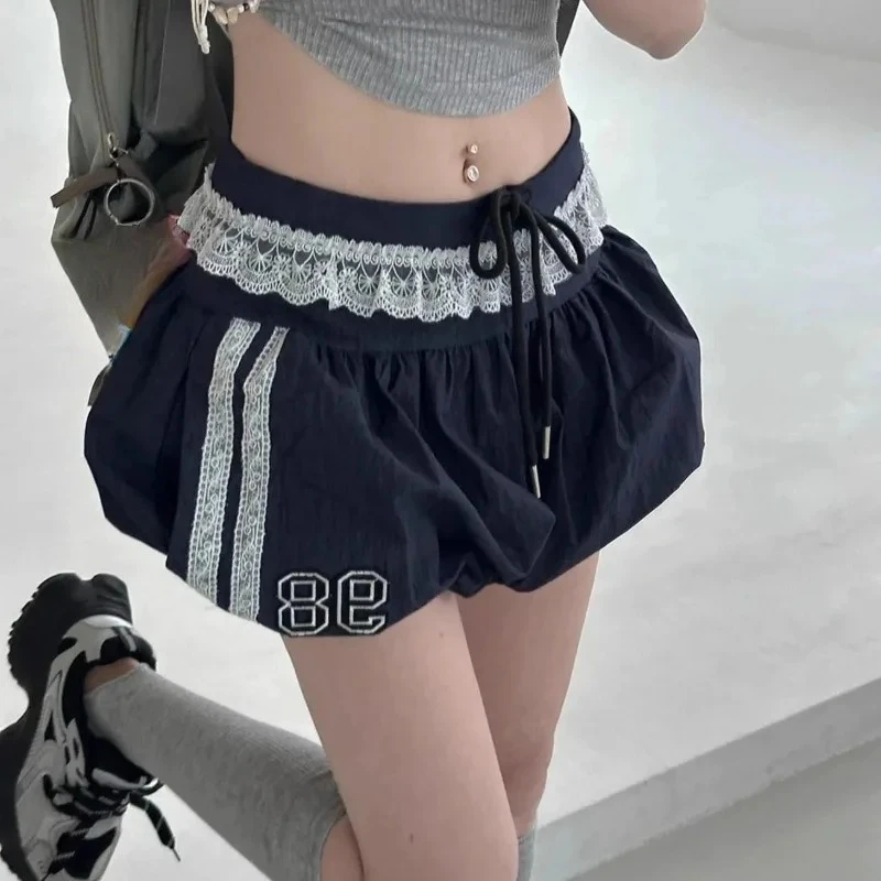American Sweet Cool Hot Girl Black Flower Bud Shorts for Women Summer Lace Stitching Striped Sports Pants Skirt